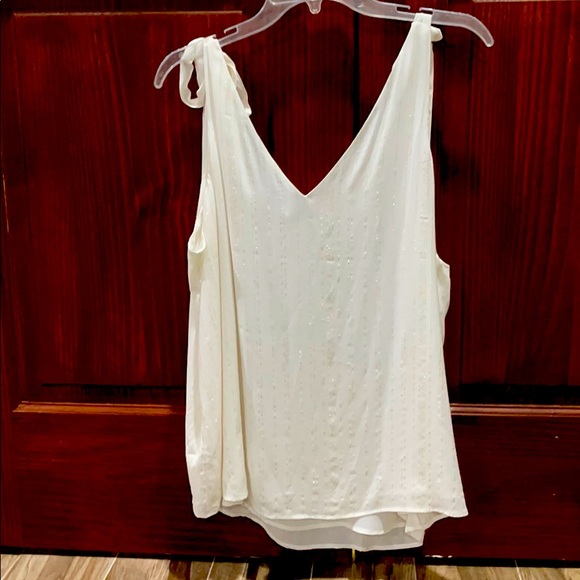 Express Top - Picture 2 of 3